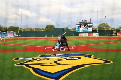 Sioux Falls Canaries Open Season With A Bang