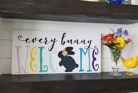 Easter Every Bunny Welcome Sign With Felt Flowers Easter Etsy