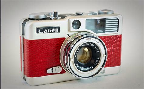 My Canon Demi Ee 17 In Red Lizard Half Frame 30mm Film Camera Mint