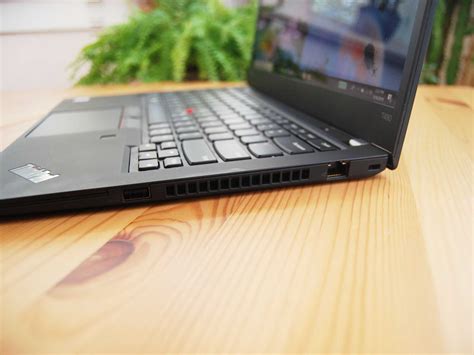 Lenovo Thinkpad T490 Review Thinner And Lighter But No More Modular