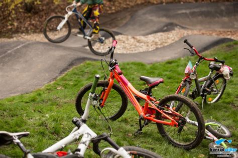 News Pumptracks Als Kinderspielplatz Der Erste Steht ENDURO