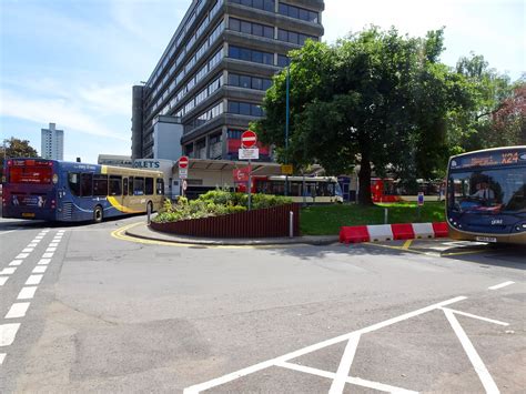 Bus Station Gwent Square Cwmbran 6 June 2018 More Conges Flickr