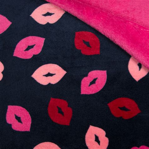 Reversible Super Soft Cuddle Fleece Fabric Material Lips Navy Crs Fur Fabrics