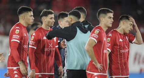 Escándalo En Huracán Cuatro Futbolistas Fueron Separados Del Plantel