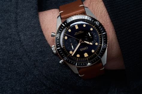 Oris Divers 65 Chronograph Review Watch Clicker