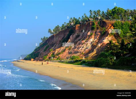 Varkala cliff hi-res stock photography and images - Alamy