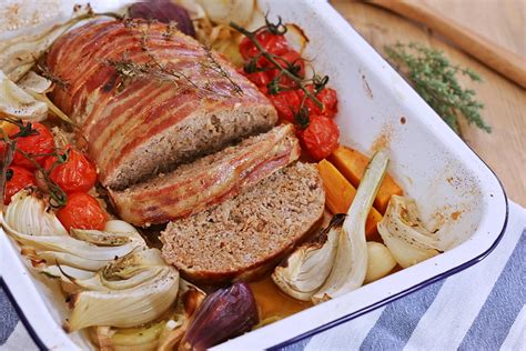 Hackbraten Mit Knusprigem Baconmantel Buntem Ofengem Se Fashion Kitchen