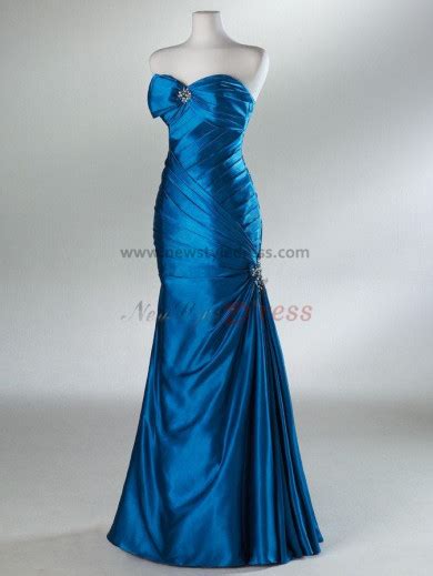 2014 New Style Chest With A Bow Blueredsilver Floor Length Chest With