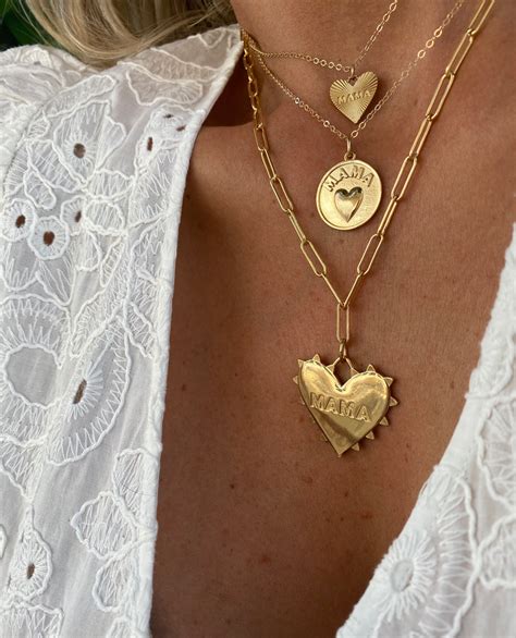 Dainty Heart Mama Necklace Hart Hagerty