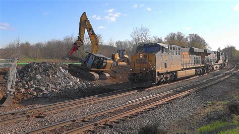 Lots Of Power On Csx Freight Train Chugging Thru Shen Youtube