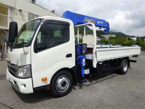 Hino Dutro With Small Crane Extra Long Pg Xzu M In Tokyo Japan