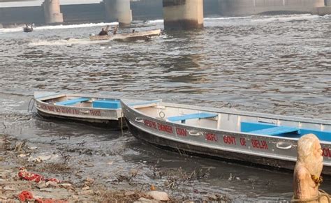 Yamuna River Pollution Delhi Govt Deploy 15 Boats To Remove Toxic Foam