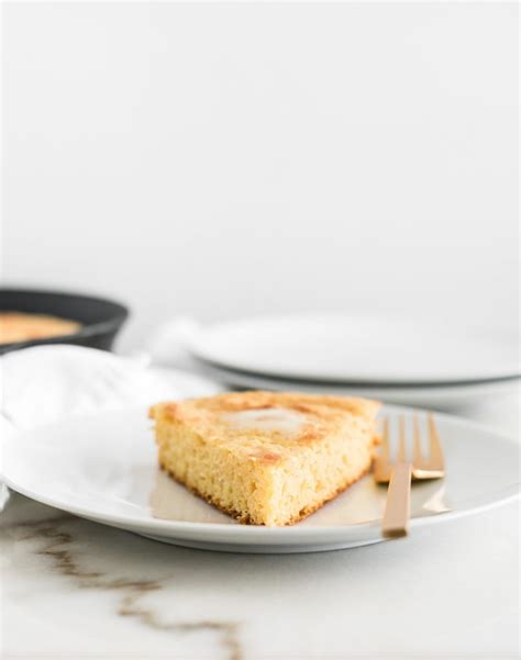 Healthy Skillet Cornbread - Lively Table