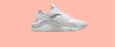 Ce Lundi Nike Fait Sensation Avec Sa Célèbre Paire De Air Huarache à