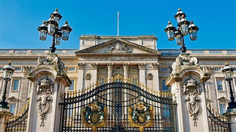 King Charles decides against Buckingham Palace for his home | Homes & Gardens