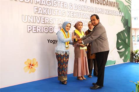 Wisuda Program Pascasarjana Periode Iv Tahun Ajaran Doktor