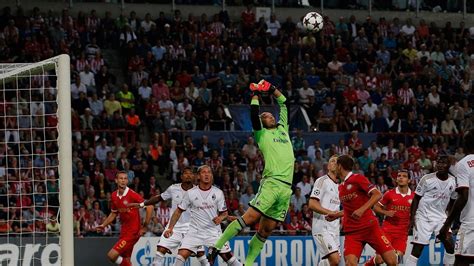 Abbiati Il Milan Sa Soffrire Uefa Champions League 201314