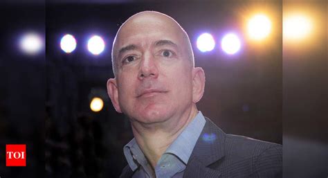 Richest Person In The World Jeff Bezos Becomes Richest Man In Modern