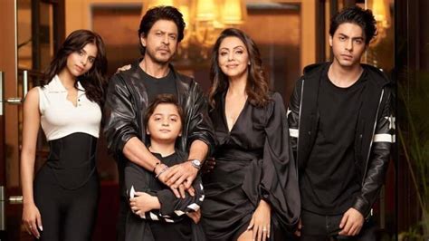 We Age Backwards Says Shah Rukh Khan After Getting Wife Gauri Khan S