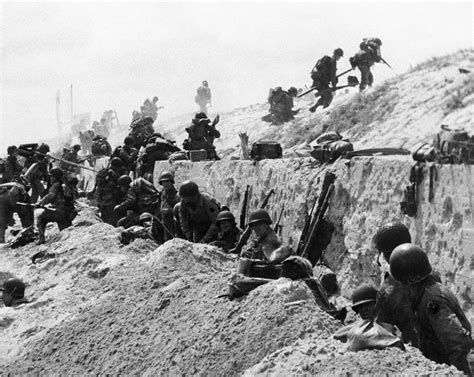 Photos D Day Soldiers Stormed Normandys Beaches 77 Years Ago