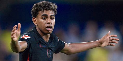 20 Greatest Graduates of Barcelona's La Masia [Ranked]