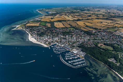 Luftbild Laboe Meeres K Ste Ostsee In Laboe Im Bundesland Schleswig