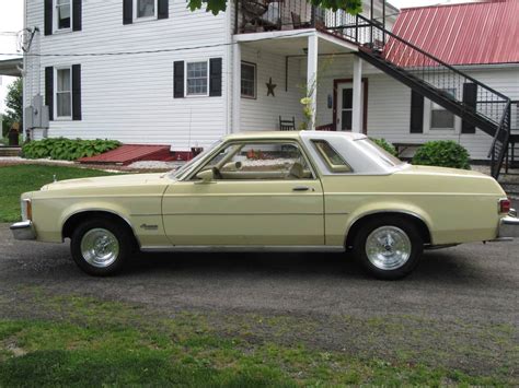 Yellow 1977 Ford Granada For Sale