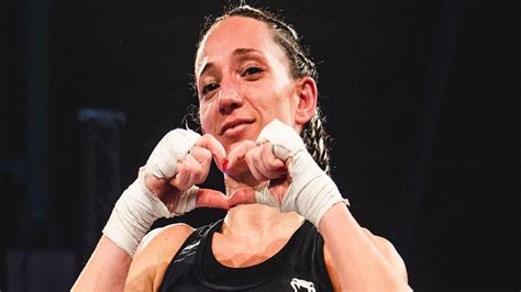 Kick Boxing Gloria Peritore Torna Sul Ring Per Difendere Il Titolo