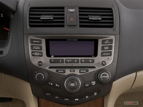 2007 Honda Accord: 11 Interior Photos | U.S. News