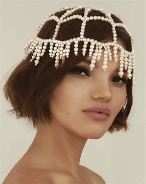 Pin By Scucusu On P E R L E Beaded Headpiece Hair Accessories