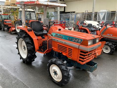 Tractors KUBOTA L1 225D FARM MART