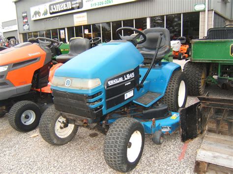 New Holland Riding Lawn Mowers