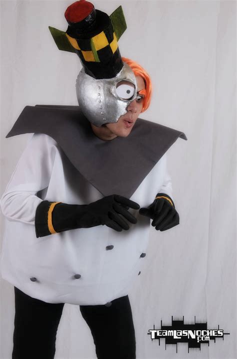 Dr N. Gin cosplay, take two! by ViluVector on DeviantArt