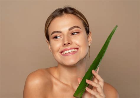 Aloe Vera Za Lice Koji Su Njeni Benefiti I Kako Je Koristiti Za