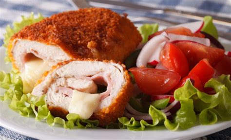 Cordon bleu pechugas rellenas de jamón y queso receta fácil para Cuaresma