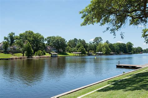 Of The Most Charming Small Towns To Visit In Louisiana Worldatlas