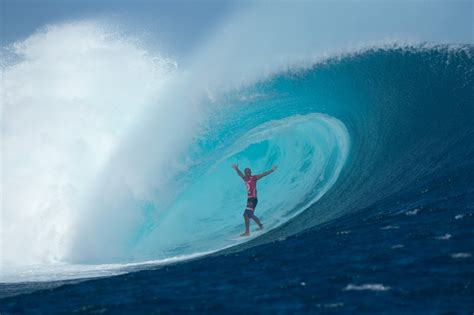 Kelly Slater Maravilla En Fiji Surf 30