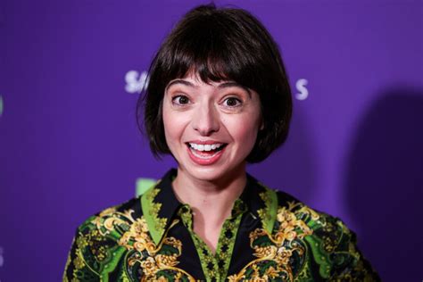 Kate Micucci L Attrice Di Big Bang Theory Ha Un Tumore