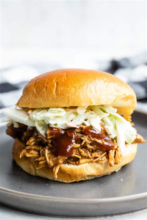 Slow Cooker Pulled Pork 6 Ingredients Skinnytaste