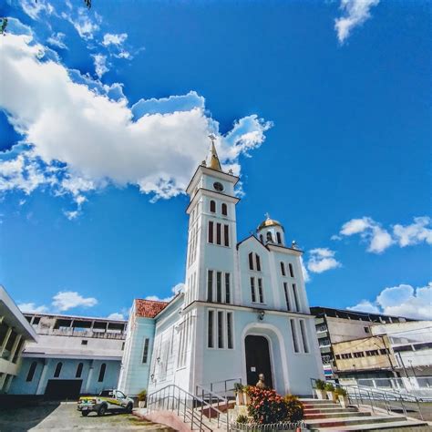 Paróquia Nossa Senhora Aparecida de Piabetá na cidade Magé