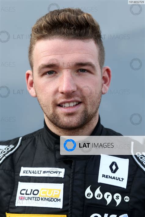 2016 Renault Clio Cup Snetterton 30th 31st July 2016 Chris Smiley