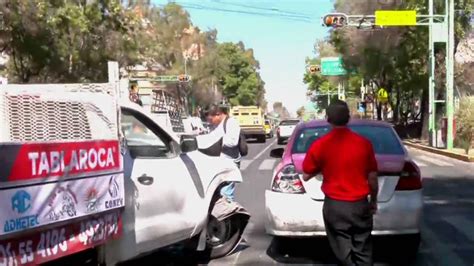 Choque De Taxi Y Estaquita Afecta Circulaci N En Eje Central Cdmx