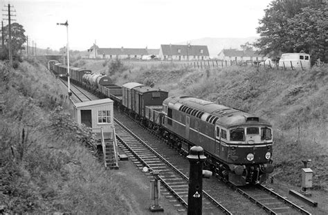 Up Freight Train Approaching Bonar Ben Brooksbank Cc By Sa 2 0