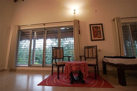 Courtyard Rooms – Chittara Homestay