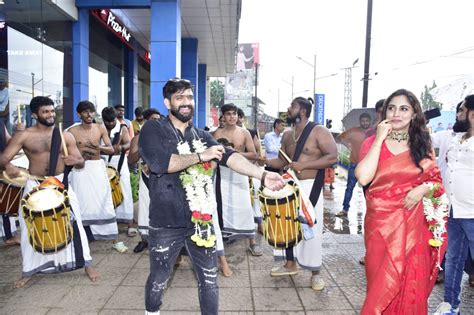 ಬಿಗ್ ಬಾಸ್ ರೂಪೇಶ್ ಶೆಟ್ಟಿ ನಟನೆ, ನಿರ್ದೇಶನದ "ಸರ್ಕಸ್" ತುಳು ಚಿತ್ರ ಬಿಡುಗಡೆ - video