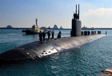 Submarino Nuclear De Eeuu Lleg A La Pen Nsula En Plena Tensi N Con