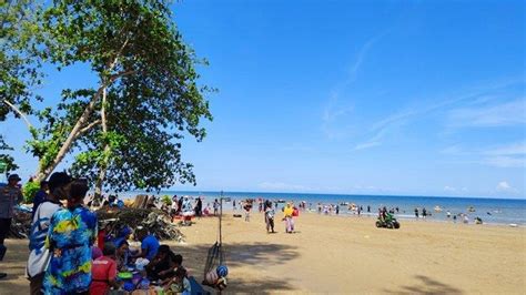 Wisatawan Di Pantai Manggar Balikpapan Belum Signifikan Tahun Baru