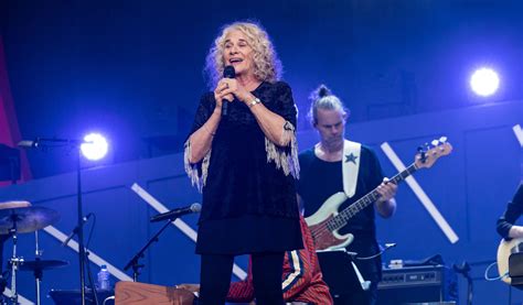 Complete List Of Carole King Songs From A to Z - ClassicRockHistory.com