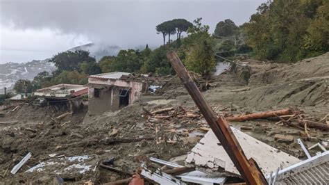 Italia Fragile A Rischio Frane E Alluvioni Ma Non Si Demoliscono Le