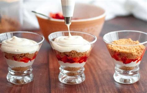 Easy No Bake Cheesecake Parfaits And Bubbles For A Special Occasion